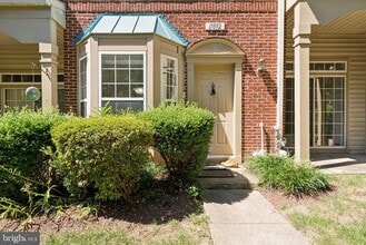 Building Photo - 11892 Breton Ct