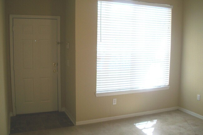 Building Photo - 823 Grand Regency Point