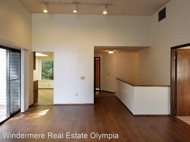 Building Photo - 3 br, 2.5 bath House - 1718 Jasmine St NW