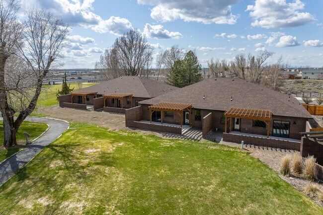 Foto del edificio - 1213 NE Nanto