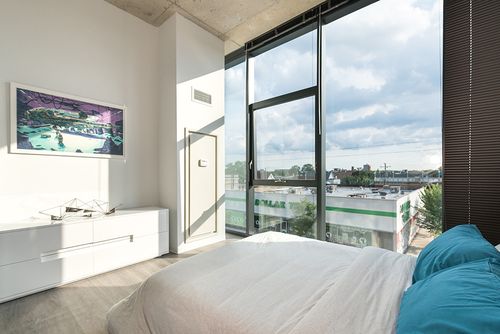 Foto del edificio - 2633 W Belden Ave