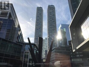 Building Photo - 100 Harbour St