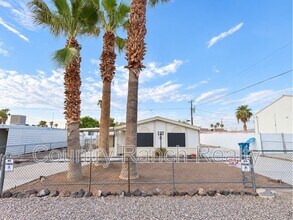 Building Photo - 530 Havasu Ln