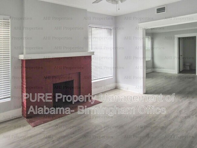Building Photo - 7231 1st Ave S
