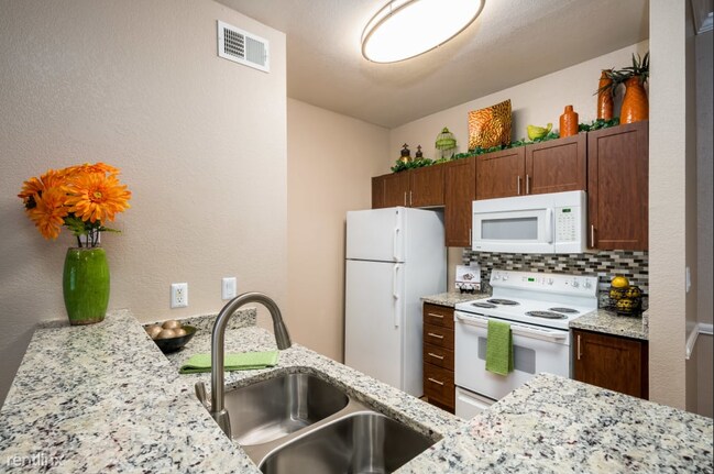 Building Photo - 2 br, 2 bath Flat - 751 Hebron Pkwy 1,116