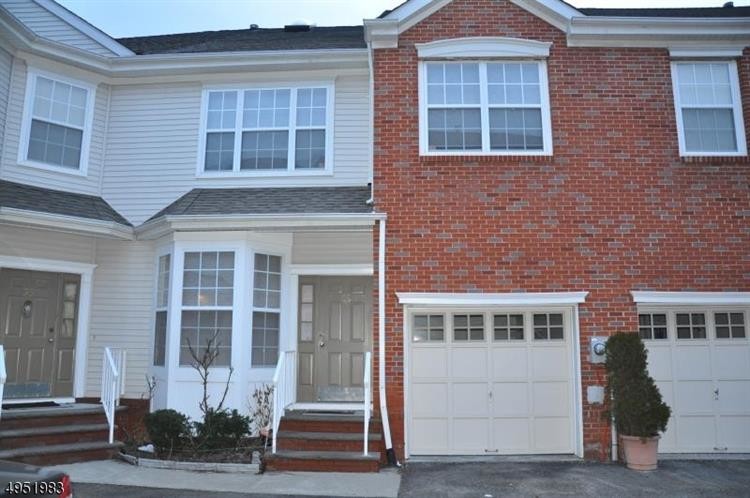 Foto principal - 59 Albert Ct