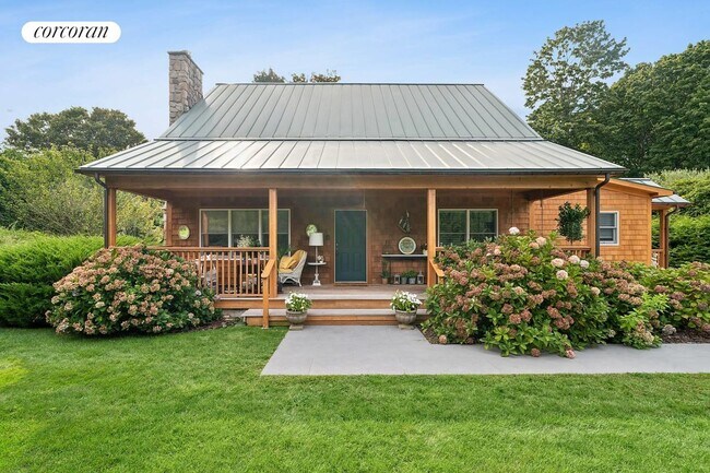 Foto del edificio - 176 Bridgehampton Sag Tpke