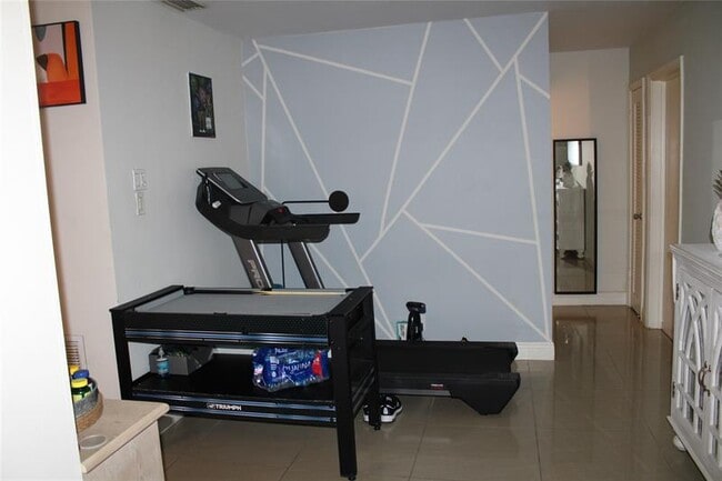 Foto del edificio - 7204 NW 71st Ave