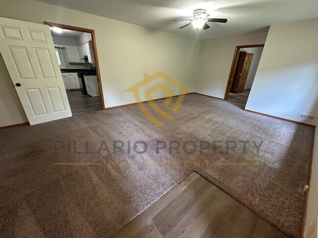 Foto del edificio - Spacious Warren Township, 3 Bedroom/1.5 Ba...