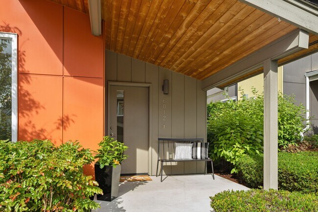 Building Photo - 12672 60th Ave S