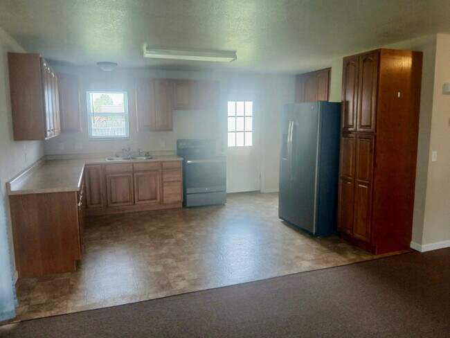 Foto del edificio - 822 Katherine Ave