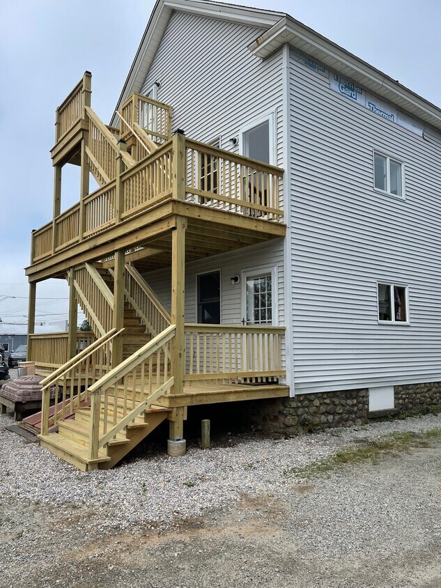 Primary Photo - 12 Ford Dr