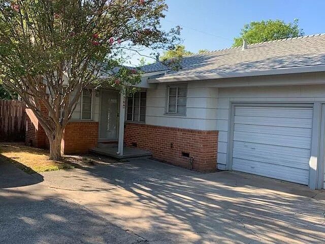 Foto principal - 624 39th St