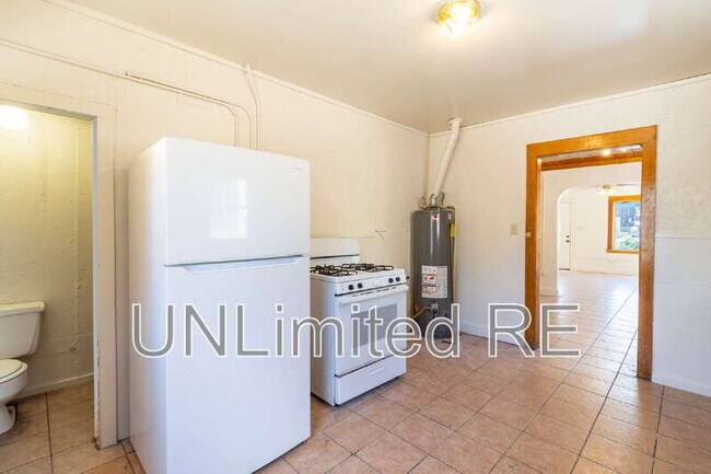 Foto del edificio - 306 S Humphreys St