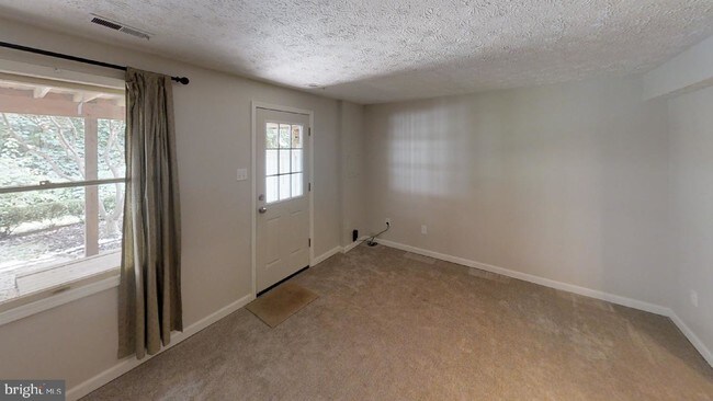 Building Photo - 1506 Poplar Grove Dr