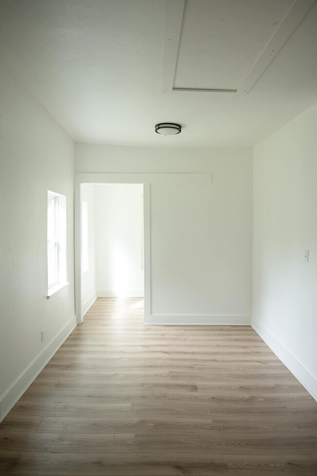 400 E Crump St, Saint Jo, TX 76265 House Rental in Saint Jo, TX