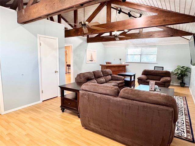 Foto del edificio - 1901 Adams Ln