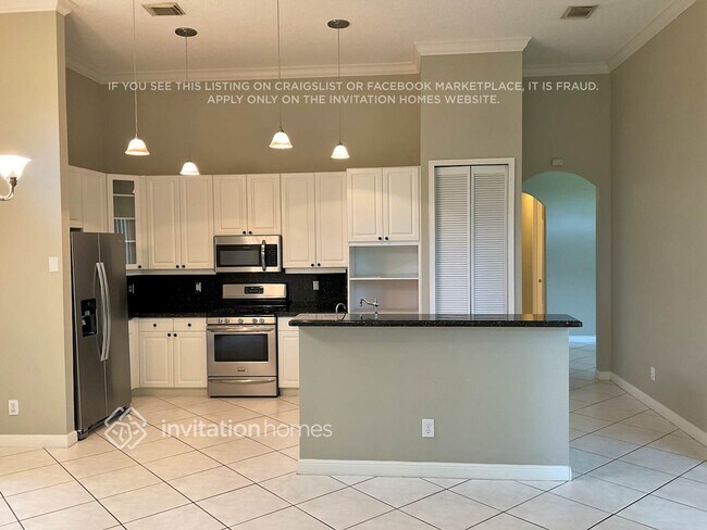 Foto del edificio - 5633 NW 106th Way