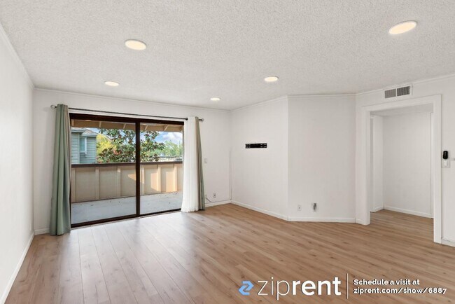 Foto del edificio - 3152 Kimber Ct