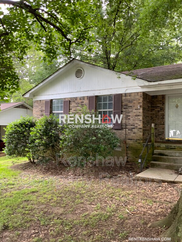 Primary Photo - 107 Park Cir