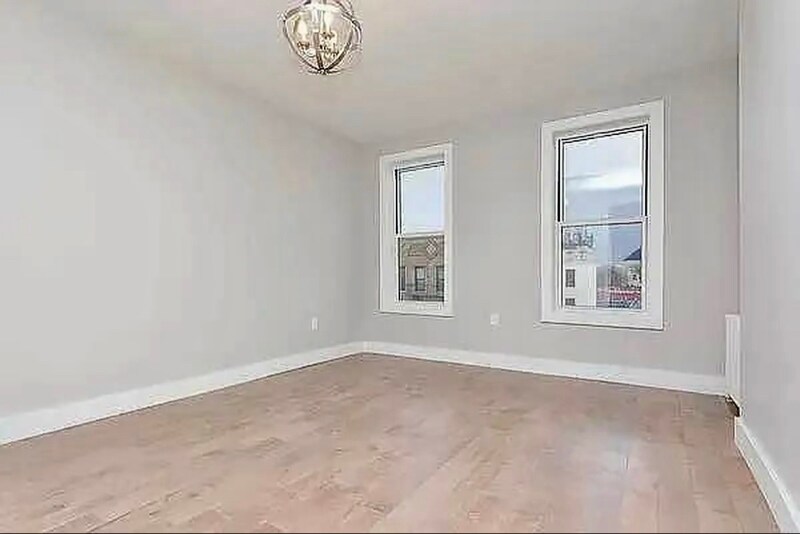 Photo - 206 Sumpter St (Brooklyn, NY)