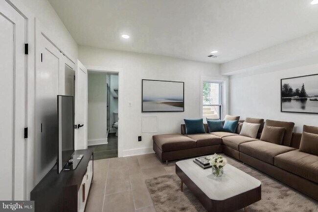 Foto del edificio - 1626 K St NE