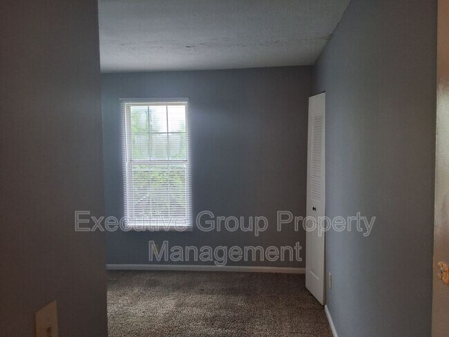Building Photo - 340-1 SHELBY AVENUE