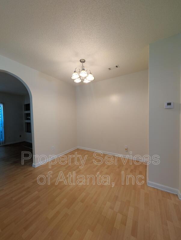 Foto del edificio - 5060 Lincoln Dr