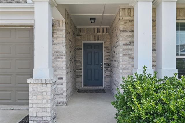Building Photo - 1105 Kingston Ct