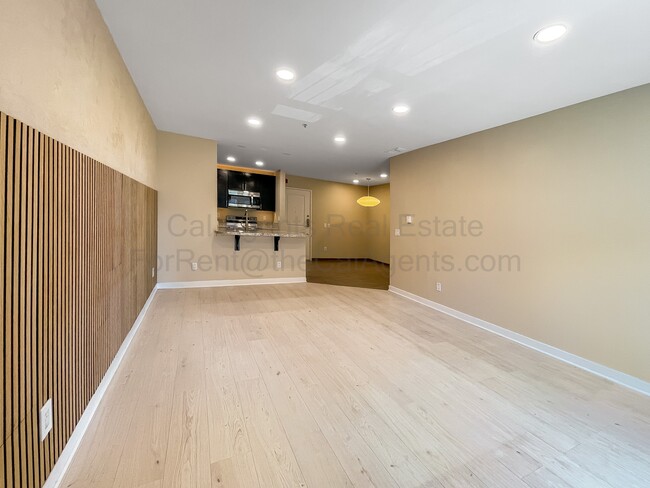 Building Photo - 6400 Christie Ave