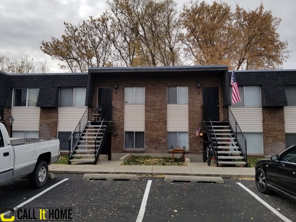 Primary Photo - Glenbrooke Apartments