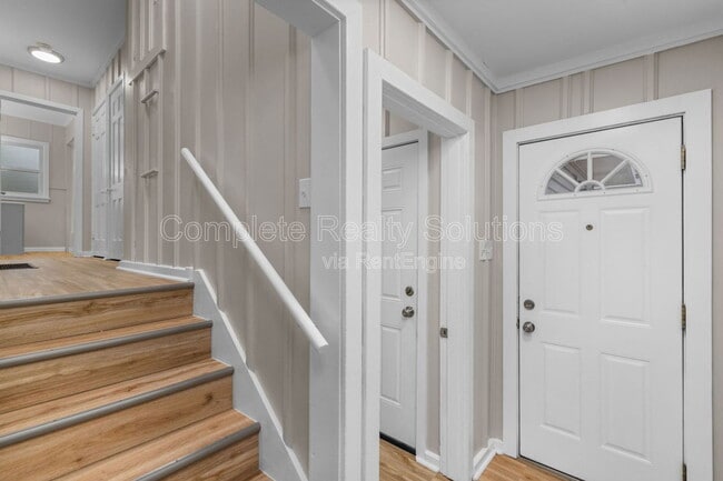 Foto del edificio - 1821 Korando Ave