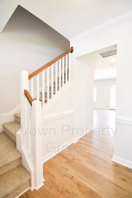 Building Photo - 1853 Bluffside Dr