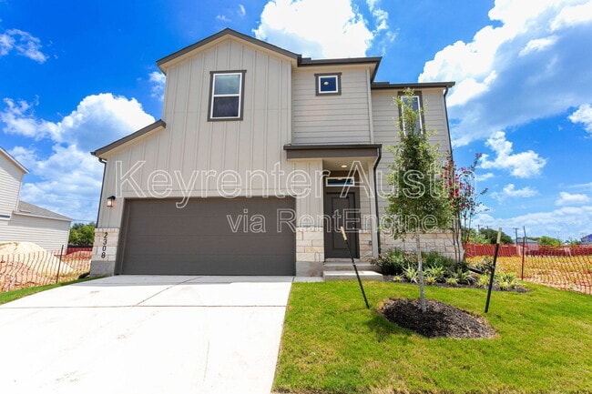 Building Photo - 2308 Mazmorra St