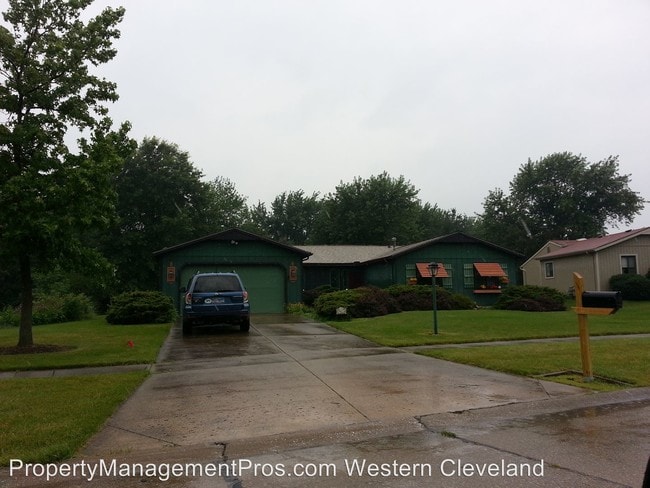 Building Photo - 19024 Hunters Pointe Dr