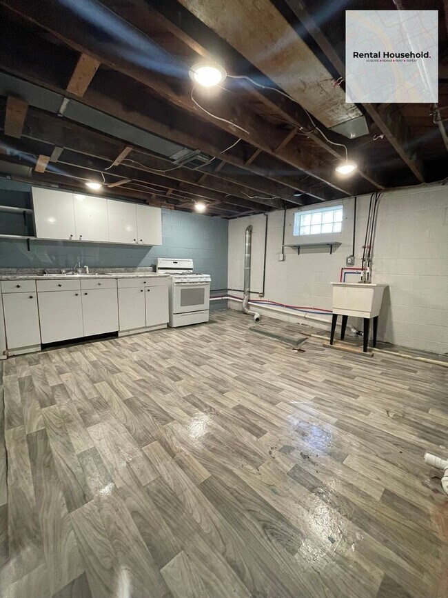 Foto del edificio - Stunning & Spacious 3-Bedroom Home in Warren!