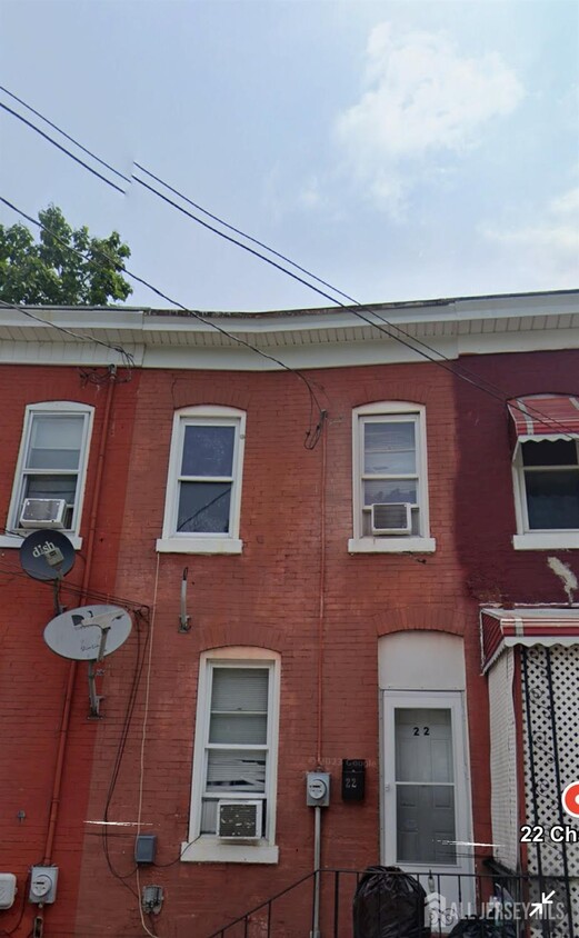 Primary Photo - 22 Chase St