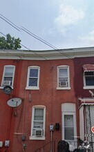 Building Photo - 22 Chase St