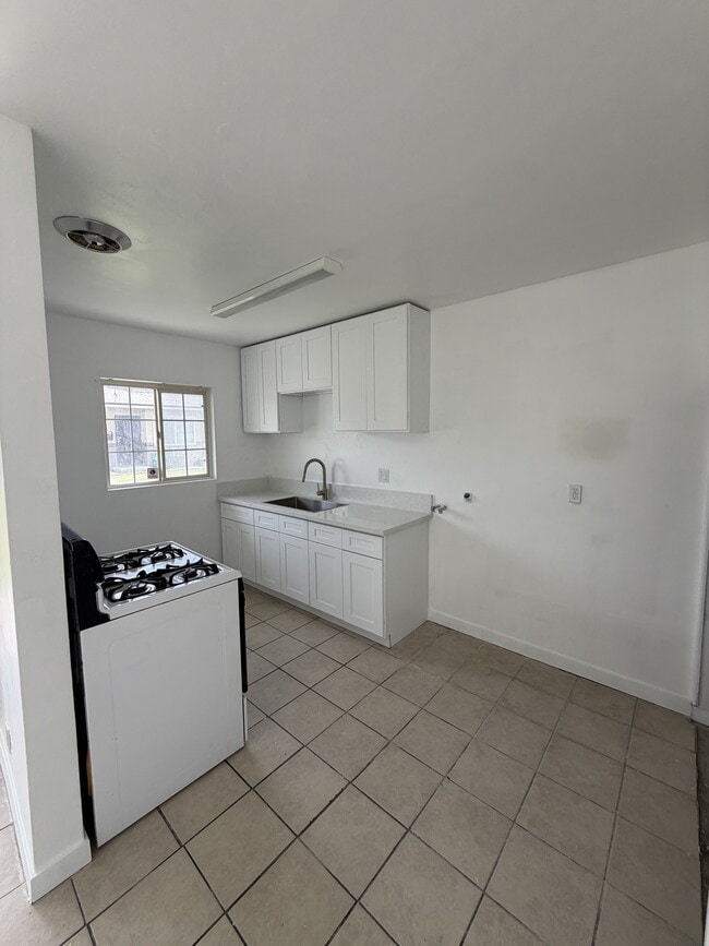 Photo - 1829 Loma Vista St (Riverside, CA) Townhome