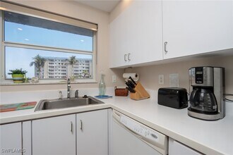 Building Photo - 25750 Hickory Blvd