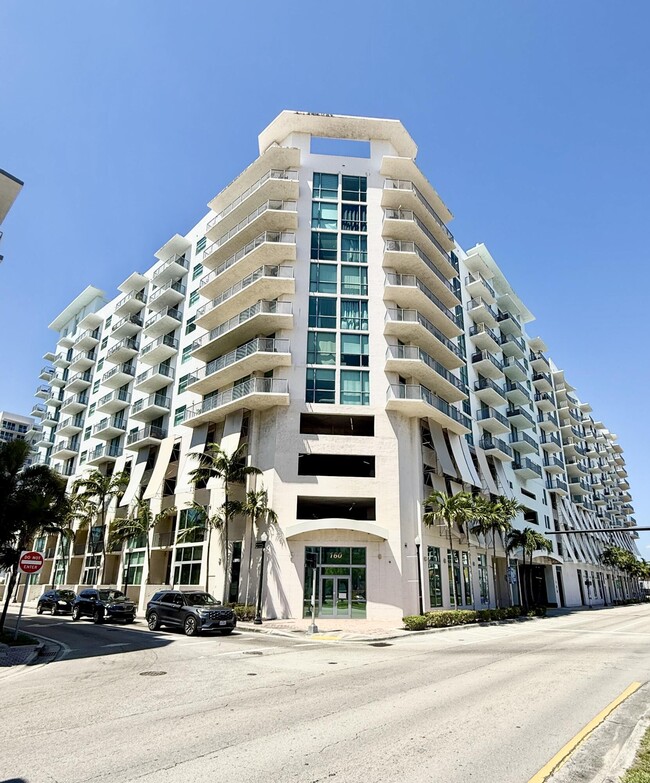 Building Photo - 140 S Dixie Hwy