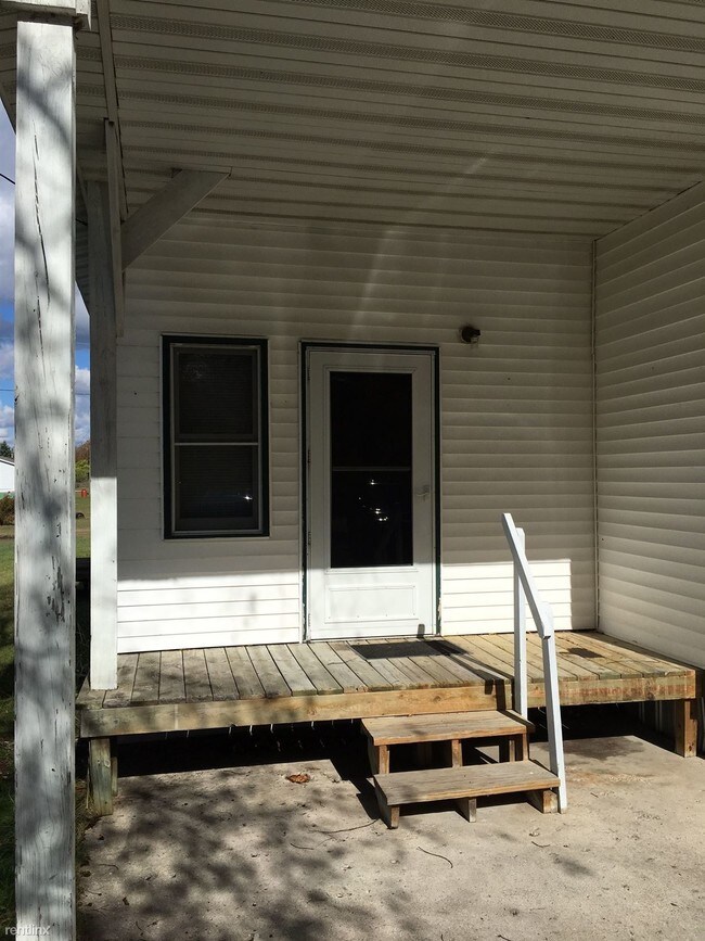 Building Photo - 12025 Cinder Rd