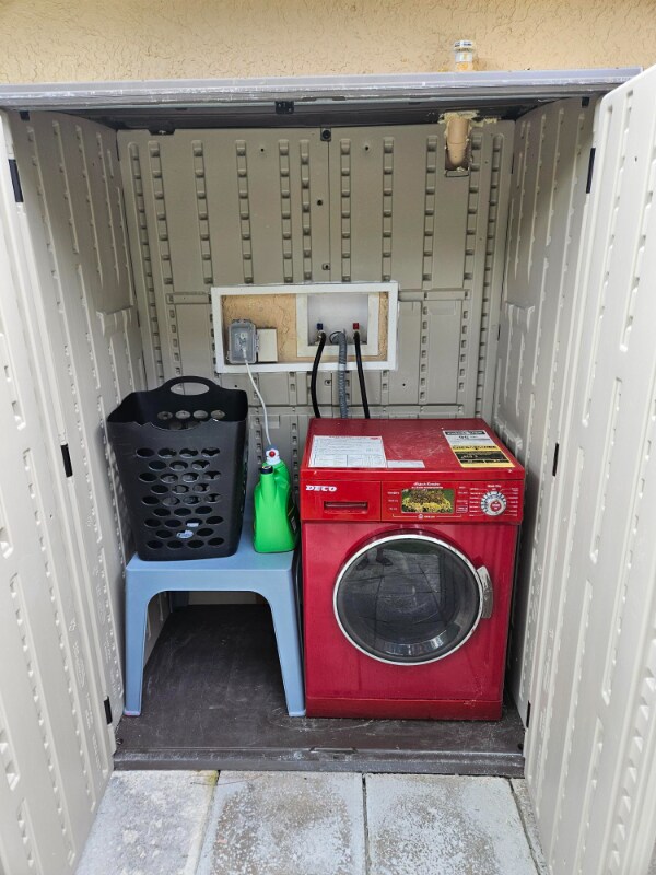 Foto del edificio - 4345 16th Ave SE