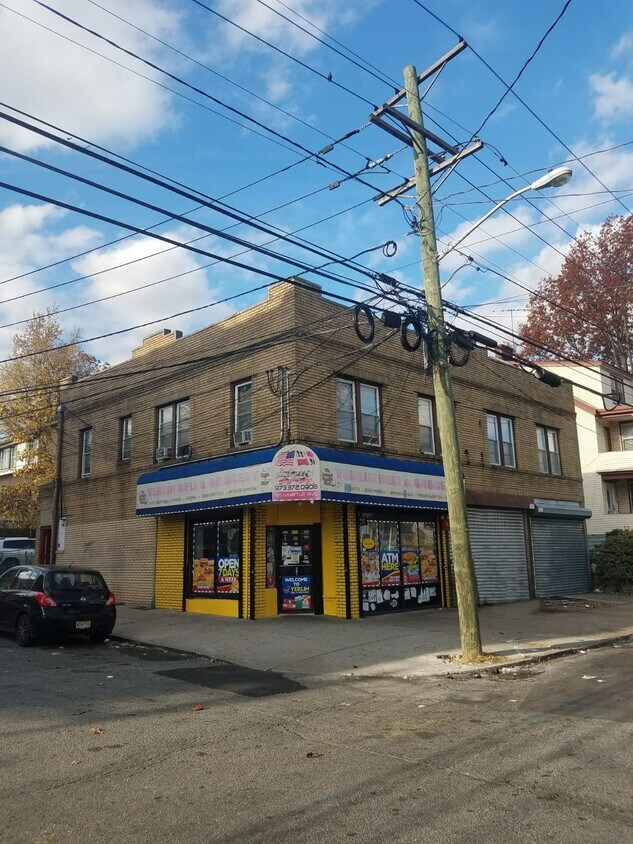 Building Photo - 191 Myrtle Ave