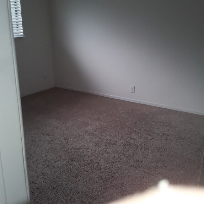 Master Bedroom - 428 E Cypress Ave