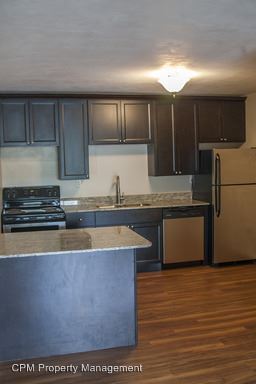 Foto principal - 815 13th Ave SE