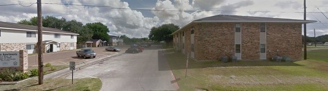 Foto del edificio - 307 S Bryan St