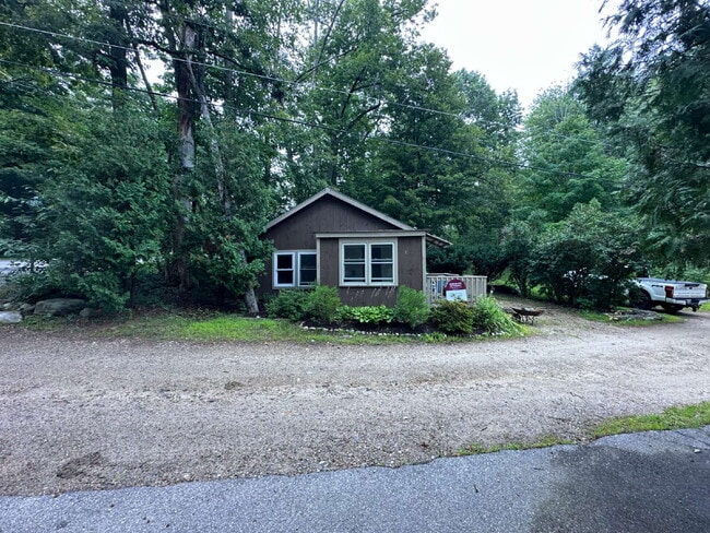 Building Photo - Charming Barrington Cottage Retreat: Fully Equipped 1BR Living with Private Yard Space!