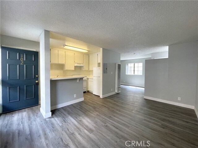 Foto del edificio - 1130 Newport Ave
