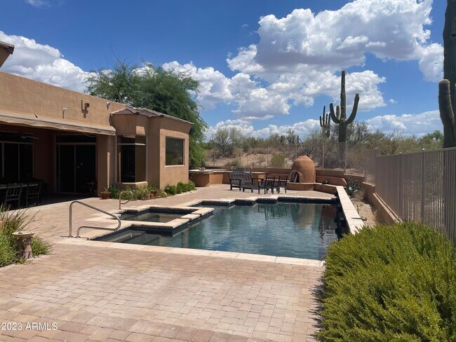 Building Photo - 34601 N Desert Ridge Dr